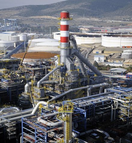 Η παραμόρφωση του αντιδραστήρα έφερε διακοπή λειτουργίας στο διυλιστήριο από την Τρίτη 4 Μαρτίου 5 DSC1872 12