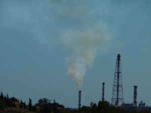 Νέες δυσλειτουργίες και ρυπαντικά επεισόδια στα ΕΛΠΕ στην Ελευσίνα (video) 6 P1020839